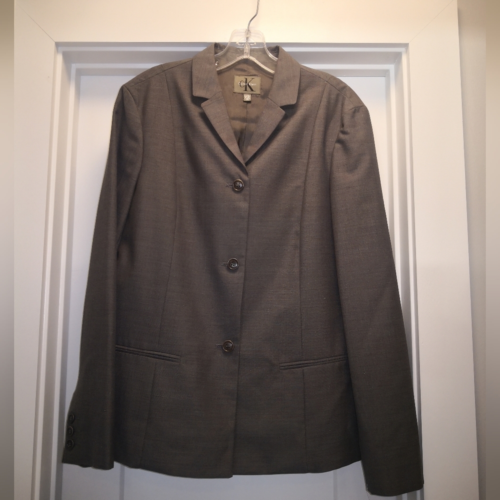 SALE Calvin Klein 2 piece suit